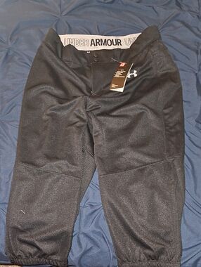 NWT Under Armour Softball Pants